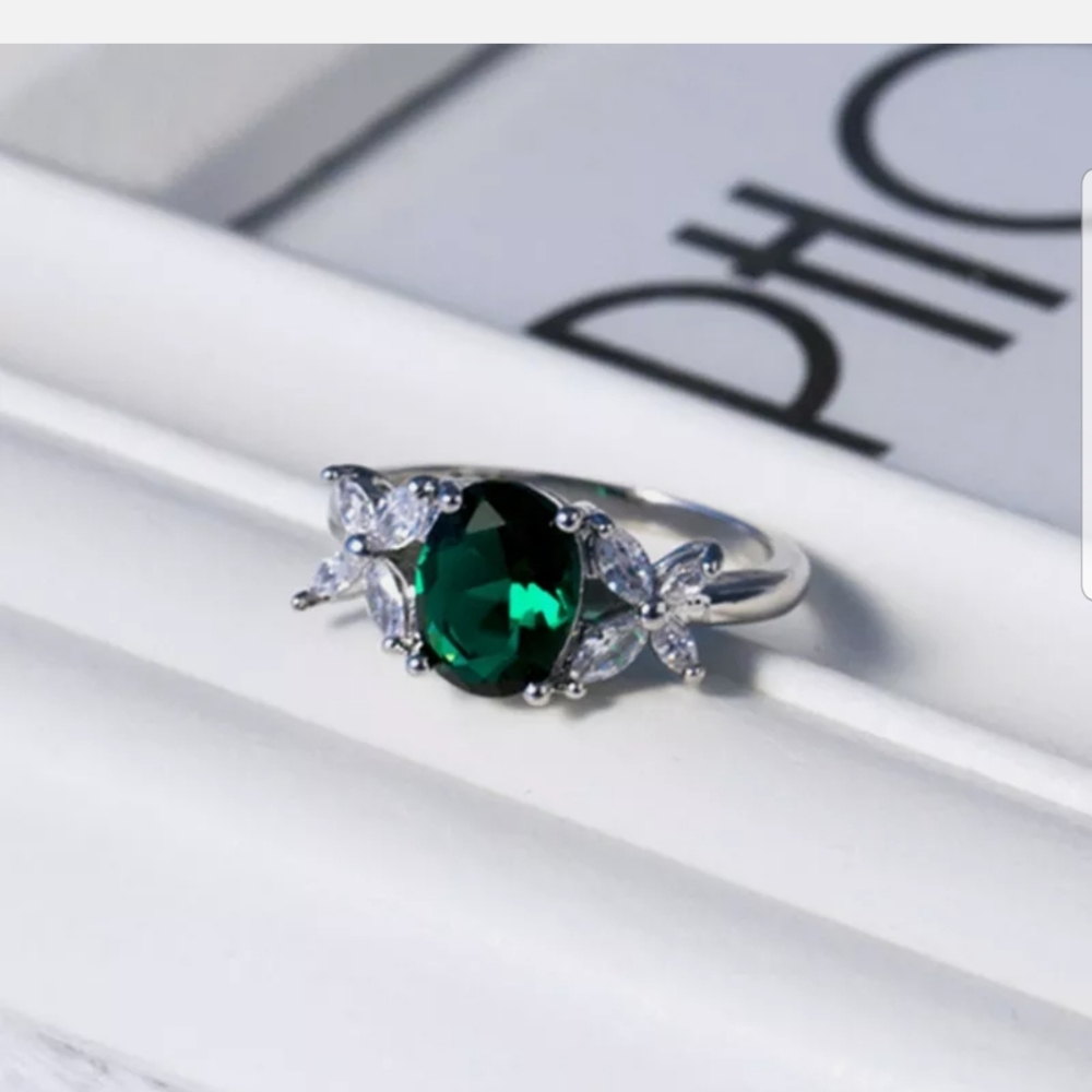 18k gold Plated over S925 green peridot ring - Picture 2 of 4